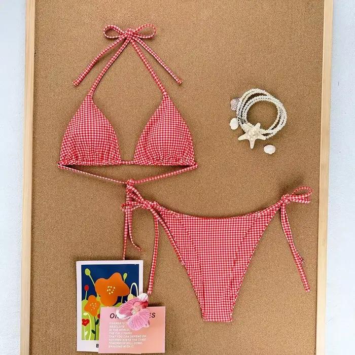 Ensemble de bikini à carreaux rouges mignons - Maillot de bain 2 pièces avec haut triangle et bas à 