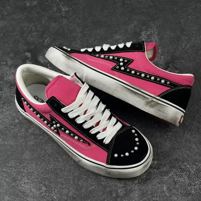 26 Les dernières chaussures de skate décontractées pour hommes et femmes, couleur rouge rose, style 