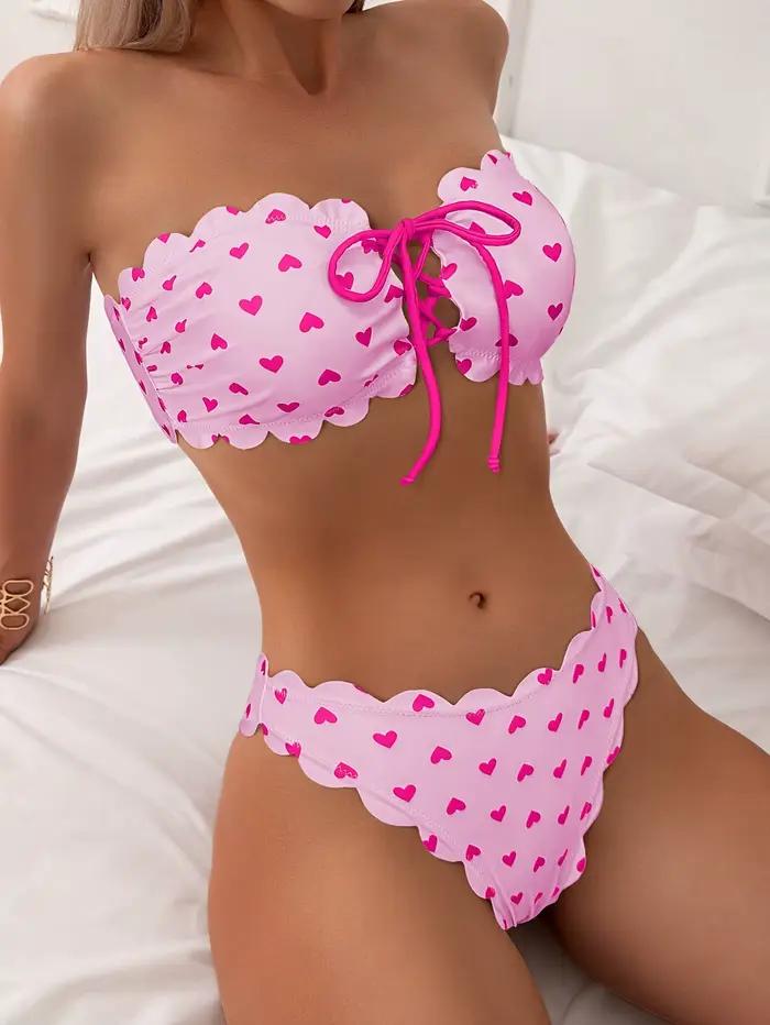 Ensemble bikini bandeau 2 pièces à motif cœur, haut tubulaire, garniture festonnée, cravate sur le d
