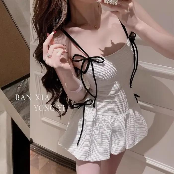 Maillot de bain une pièce élégant de style français pour femme, sans bretelles, amincissant, couvran