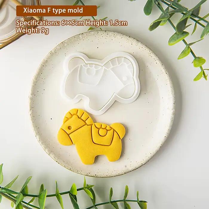 Emporte-pièce en forme de cheval de dessin animé, moule à biscuits en relief pour fondant, décoratio