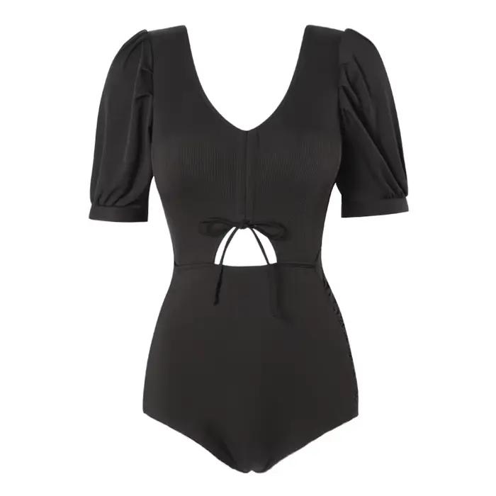 Maillot de bain une pièce froncé sur le devant pour femme, monokini noir découpé coréen, vêtement de