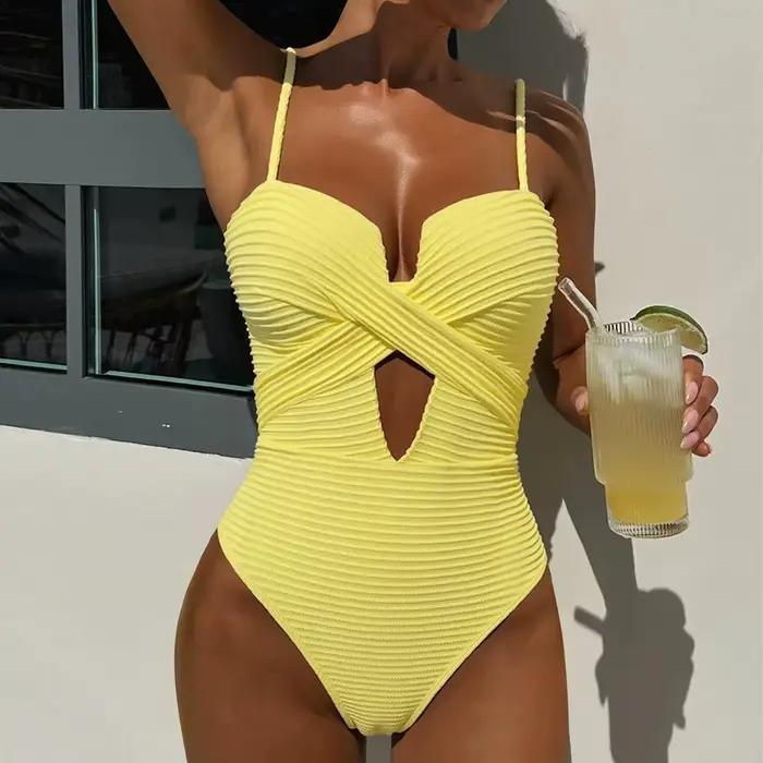 Sexy jaune maillots de bain femmes 2026 évider croix mince ventre contrôle une pièce maillot de bain