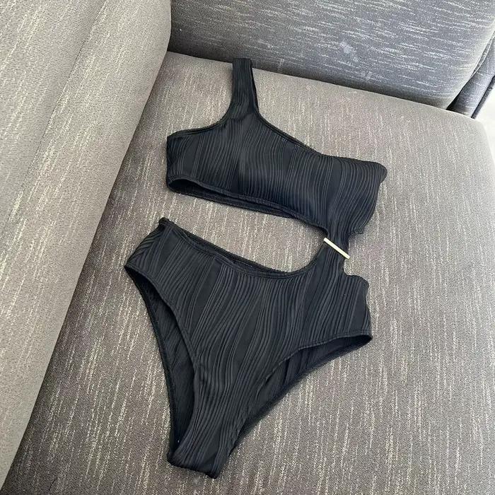 Maillot de bain asymétrique asymétrique asymétrique, asymétrique, épaule dénudée, rembourré, pour fe