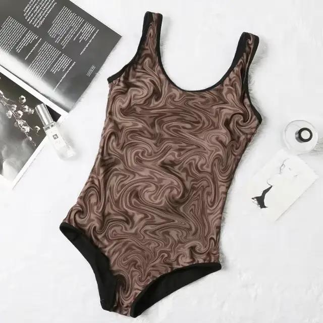 Maillot de bain une pièce amincissant pour femme avec design cache-ventre, style bustier et dos nu t