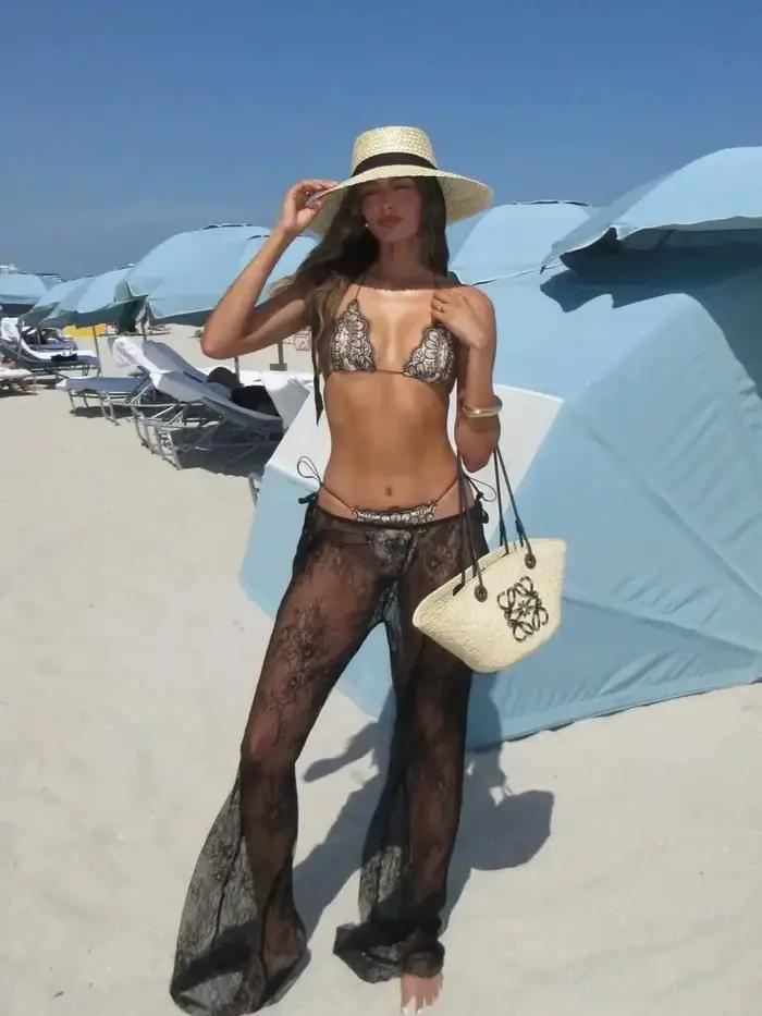 Maille Bikini avec pantalon maillot de bain brésilien