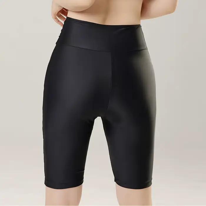 Couleur noire grande taille femmes short de bain maillot