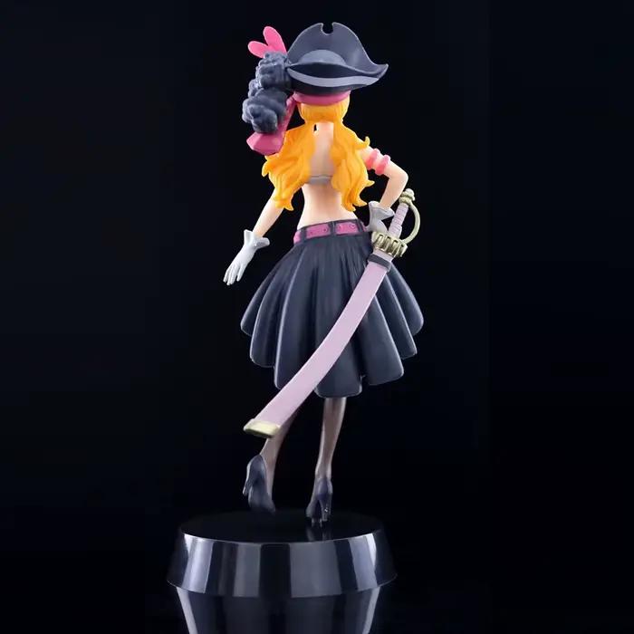 Figurine d'action Nami en vêtements noirs de 19,5 cm, One Piece, ONE PIECE FILM RED, figurine à habiller, modèle de collection en PVC, jouet pour enfant