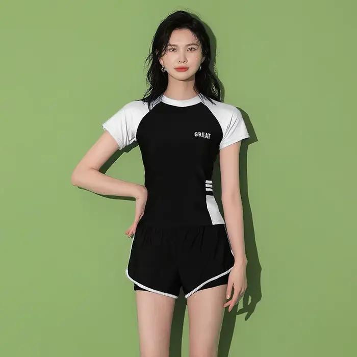 Maillot de bain femme été style sport décontracté coupe conservatrice effet amincissant cache-ventre piscine nage journée détente