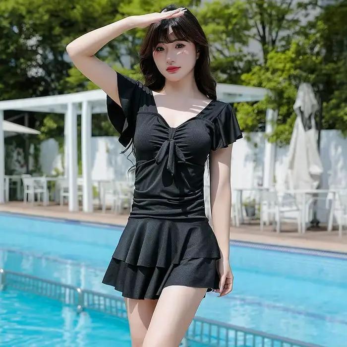 Maillot de bain une pièce amincissant