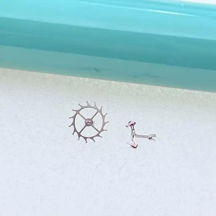Pièces détachées pour montres, originales du Japon, NH35, roue de mouvement NH36, roue d'échappement NH36, fourche d'échappement