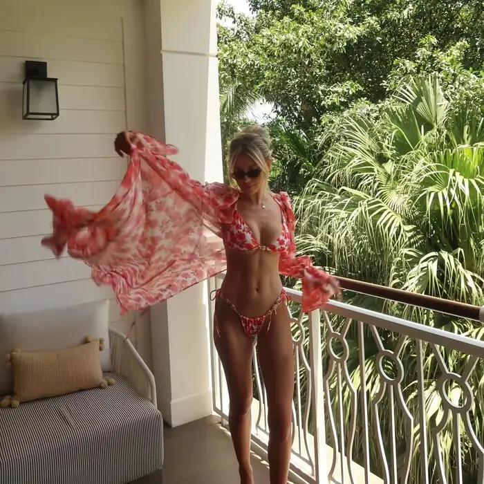Ensemble bikini 3 pièces sexy imprimé avec paréo