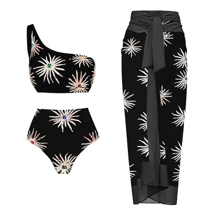 Maillot de bain une pièce à paillettes et jupe