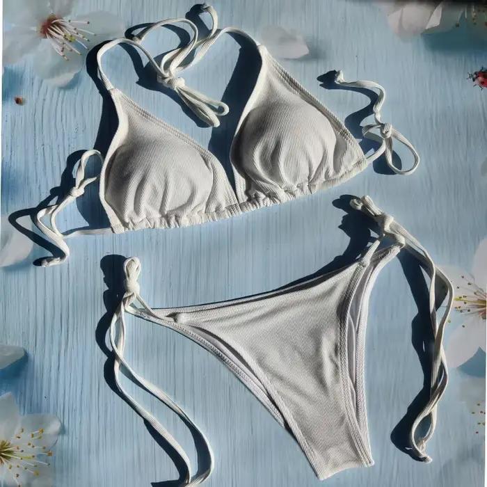 Maillot de bain à lacets pour femmes