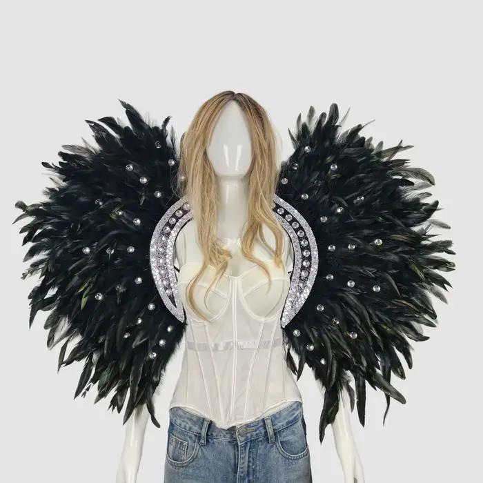 Châles et écharpes en plumes pour Halloween, unisexes, costumes et accessoires de fête en plumes pour le carnaval, adaptés à toutes sortes de fêtes