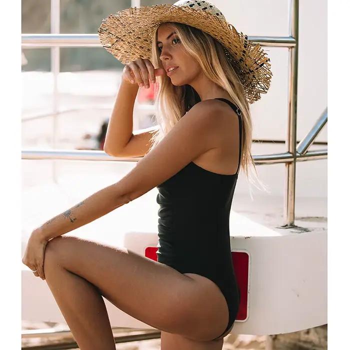 Maillot de bain une pièce pour femmes