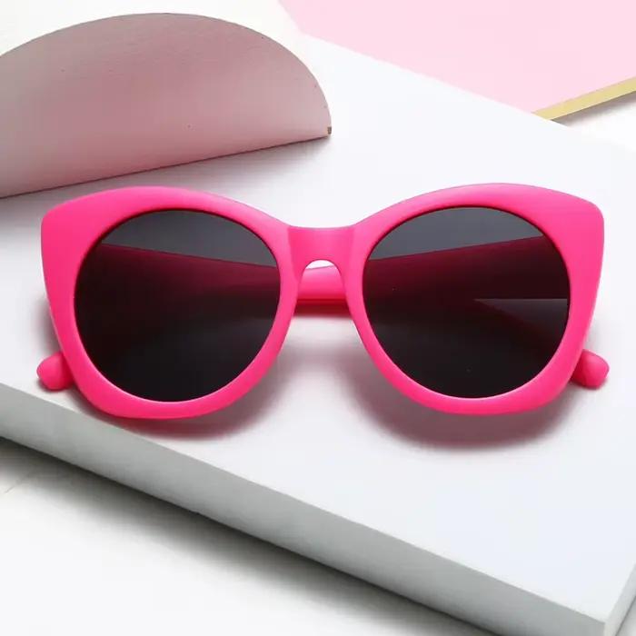Lunettes de soleil pour enfants avec protection solaire UV pour garçons et filles, version cool pour bébés, lunettes de soleil à la mode pour filles