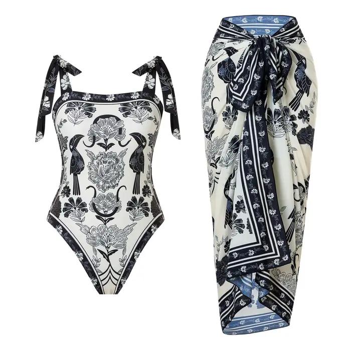 Maillot de bain une pièce imprimé avec jupe de plage pour femmes, tenue de bain estivale pour nager et plage, ajustement parfait, design moderne