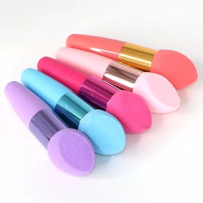 Pinceaux de maquillage pour femmes, 1 pièce, tête plus lente, éponge de fond de teint beauté, bouffée de poudre avec poignée, outil cosmétique de forme lisse
