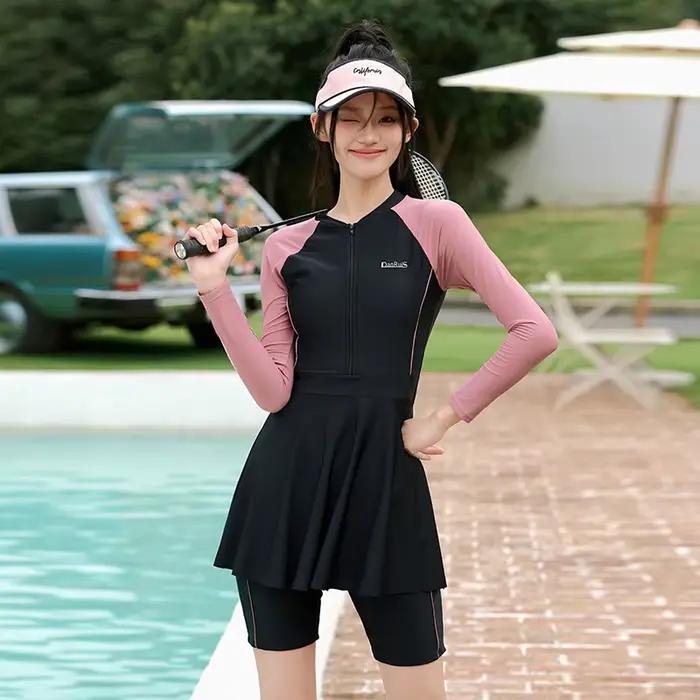 Maillot de bain à manches longues pour femmes