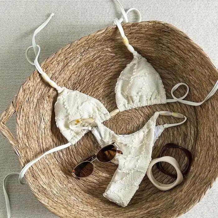 Micro bikini string sexy 2026 pour femme, blanc, en dentelle ajourée, avec soutien-gorge push-up, maillot de bain tendance pour l'été et les vacances