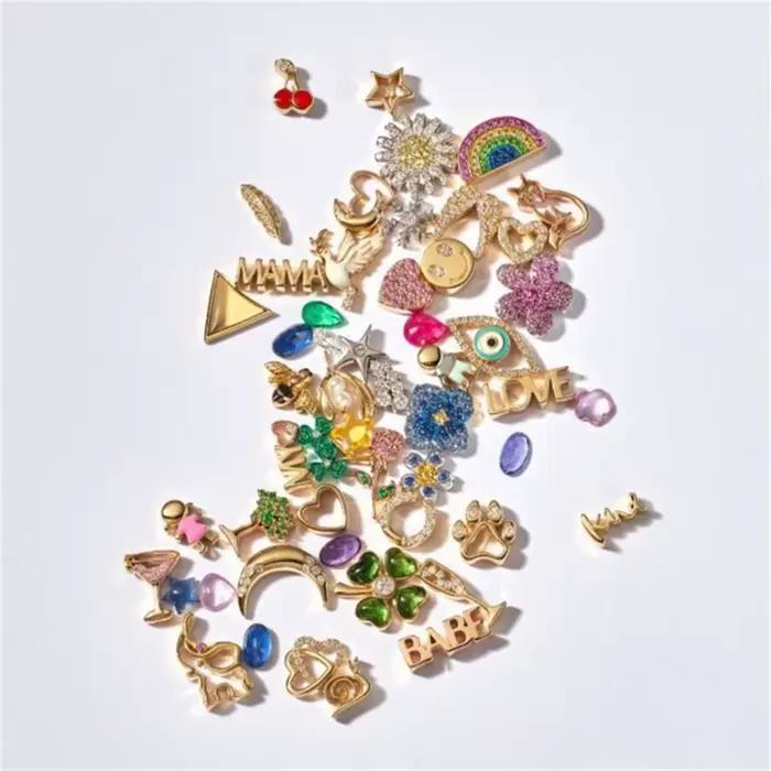 Petit accessoire vintage avec pendentif DIY ouvrable, design creux, boîte transparente, plaqué or et préservant des couleurs