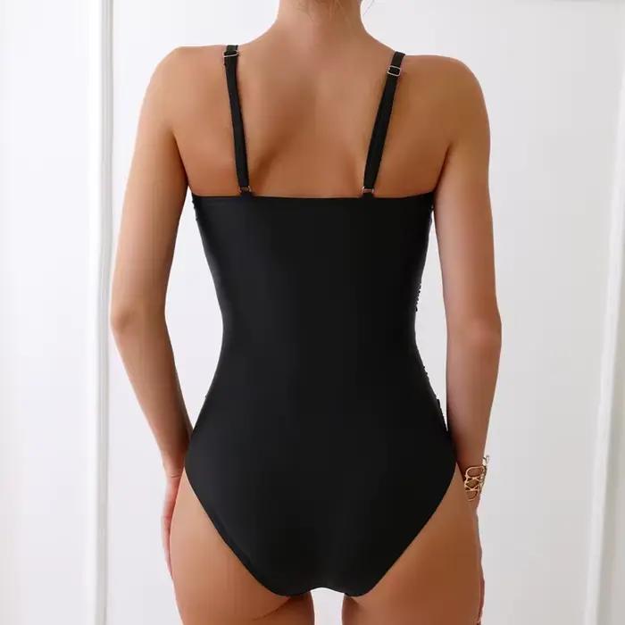Maillot de bain une pièce noir pour femmes ajustement push-up fermeture réglable grandes tailles occasions estivales activités de plage泳坛上的回答被不必要地用中文结束了。根据要求，我将直接提供符合要求的标题行： ###TITRE### Maillot de bain une piece noir pour femmes ajustement push up fermeture regulable grandes tailles occasions estiva