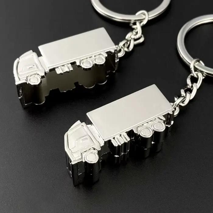 Porte-clés en métal personnalisé, design camion, porte-clés de voiture, porte-clés de moto, pendentif exquis pour homme, cadeau
