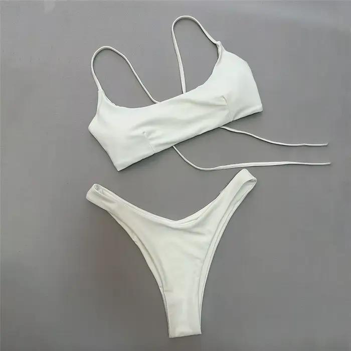 Ensemble de micro-bikini bandeau marron