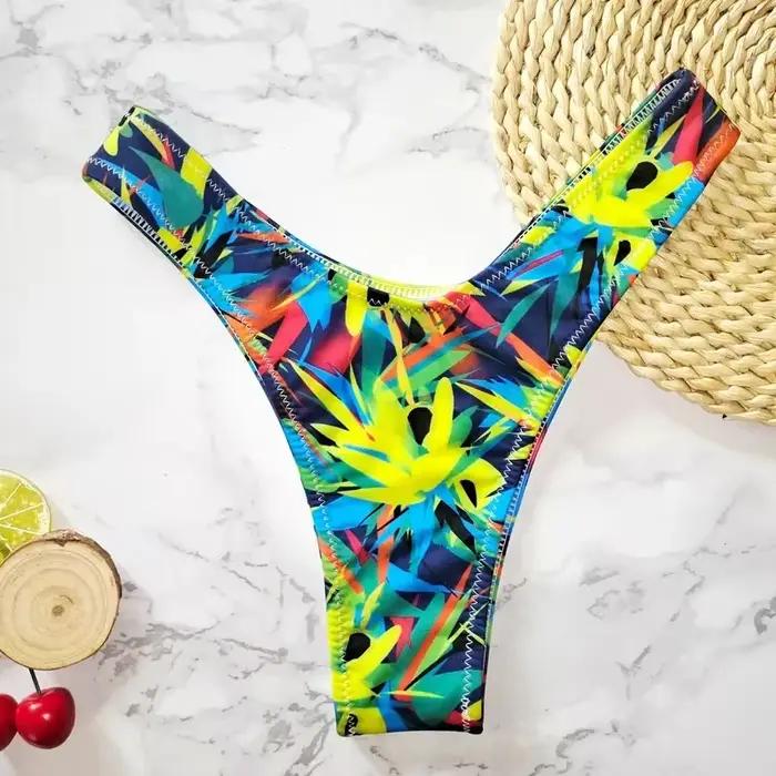 Sexy fleur maillot de bain imprimé femmes slips V forme Bikini bas brésilien string