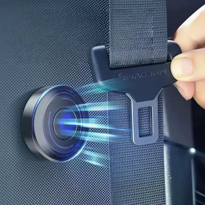 Clip de ceinture de sécurité réglable pour voitures, sécurise et stabilise la ceinture pour empêcher le glissement pendant la conduite.