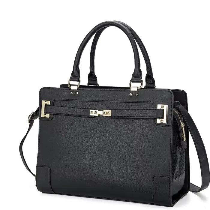Sac à main de transport en cuir pour animaux de compagnie, sac à main de luxe pour petit chien, lit pour chiot, voiture, écharpe, voyage, Chihuahua, initié en plein air