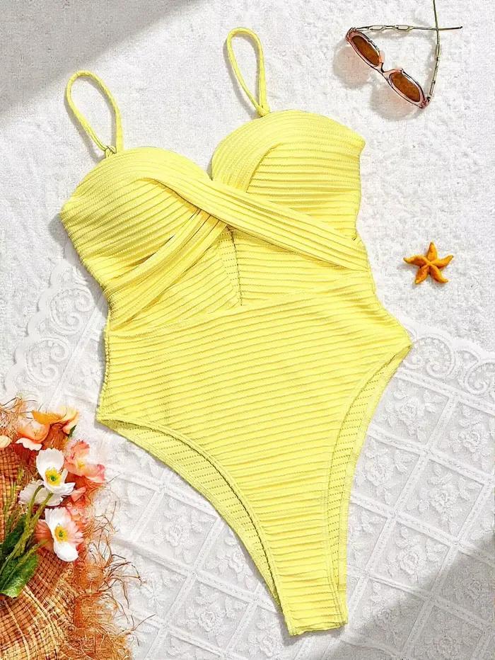 Nouveau Maillot de Bain Jaune Femme 2026 Sexy Évidé à Bretelles Une Pièce Texturé Rembourré Monokini Taille Haute Tenue de Plage