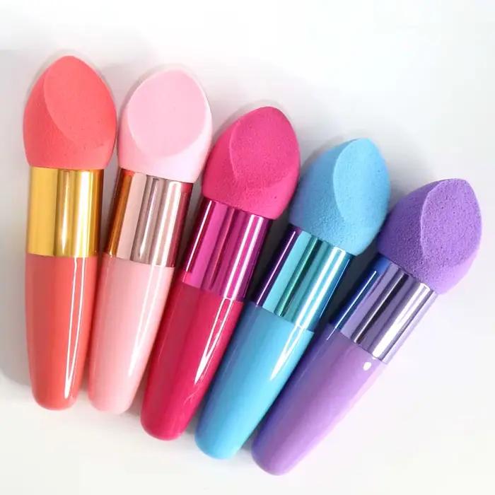 Pinceaux de maquillage pour femmes, 1 pièce, tête plus lente, éponge de fond de teint beauté, bouffée de poudre avec poignée, outil cosmétique de forme lisse