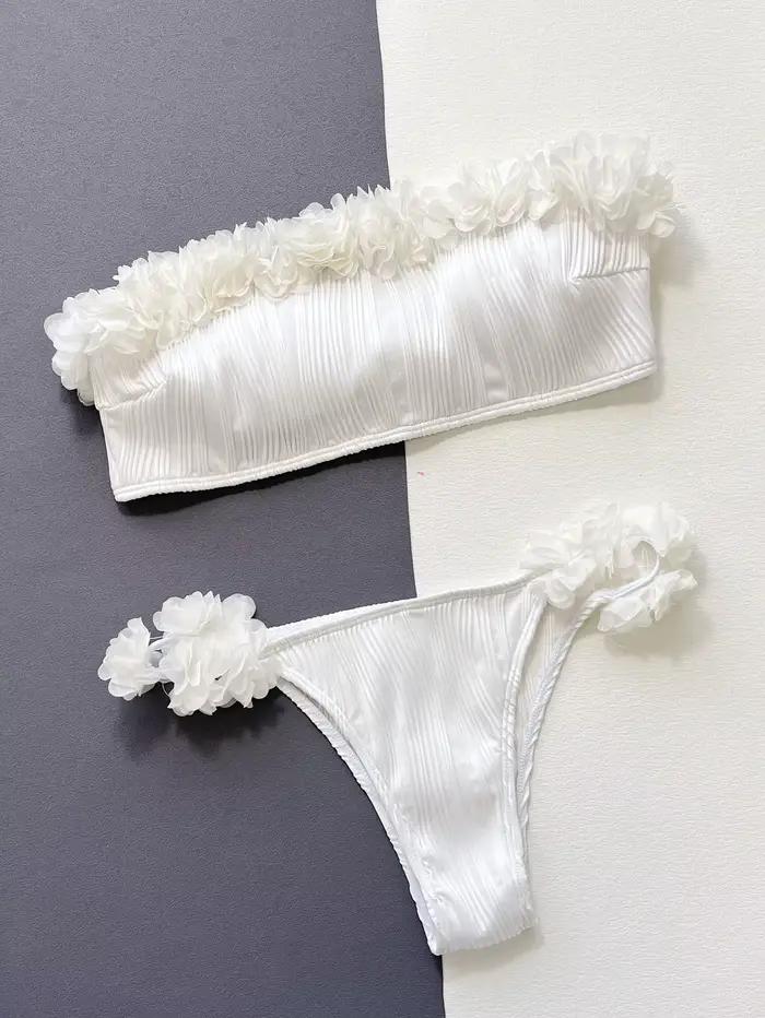Nouveau Maillot de Bain Bandeau Blanc à Volants Floraux 2026 pour Femme – Ensemble Bikini Sexy Sans Bretelles Push-Up Dos Nu Tenue de Plage