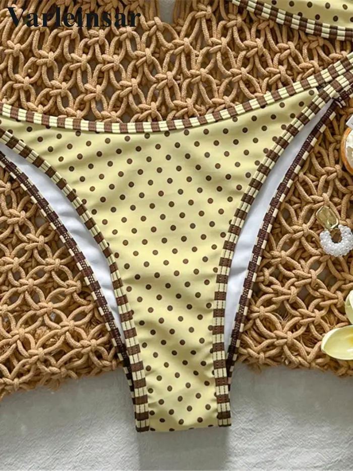 Maillot de bain deux pièces à pois pour femme, style de plage, polyester et élasthanne, ajustement parfait, col triangulaire, pour vacances, fêtes à la piscine, sports nautiques, occasions spéciales
