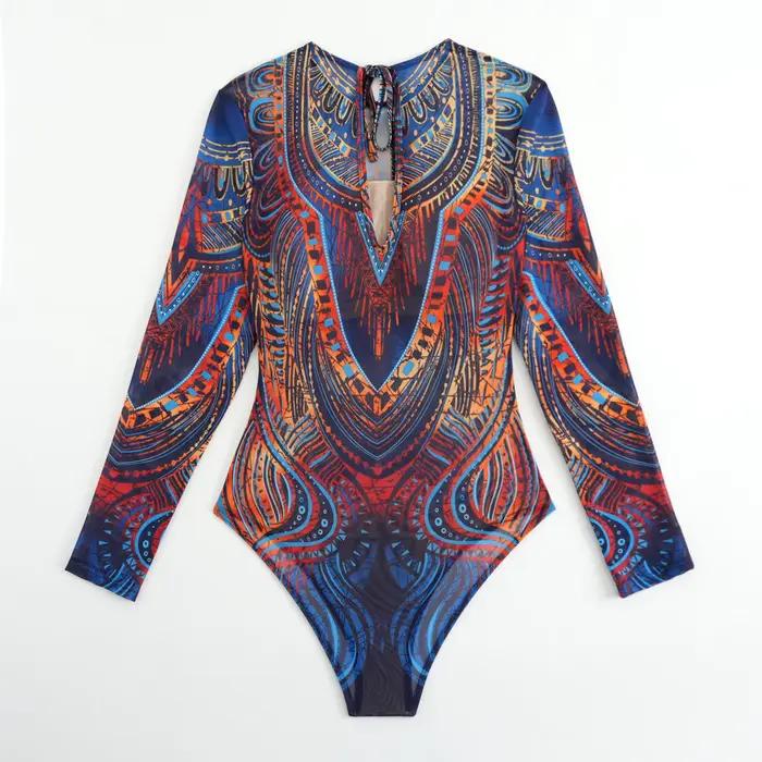 Maillot de bain une pièce vintage bleu à imprimé ethnique avec jupe longue en maille
