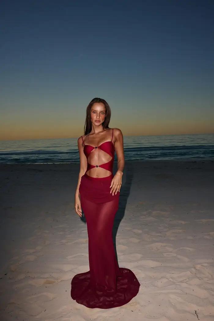 Nouveau Maillot de Bain Une Pièce Élégant et de Haute Qualité 2026 avec Jupe Imprimée