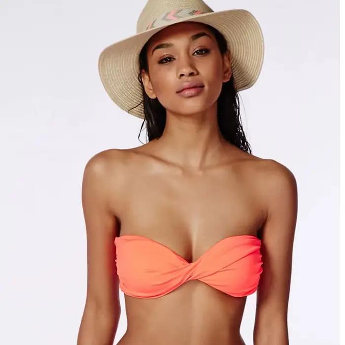 Maillot de bain femme micro bikini nylon uni et multicolore bandeau et taille basse pour plage et baignade occasions spéciales