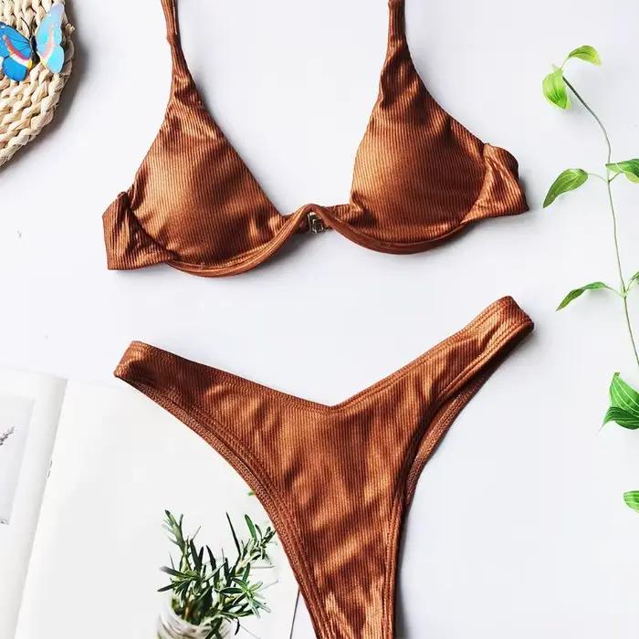 Maillot de bain brésilien Triangle à armatures pour femmes