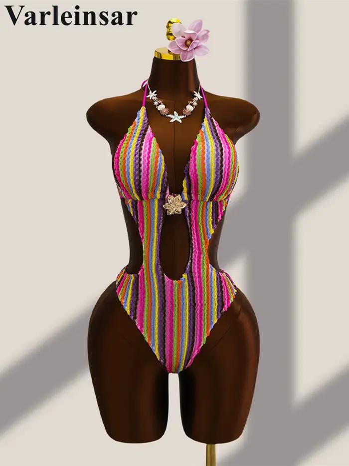 Maillot de bain une pièce coloré à rayures