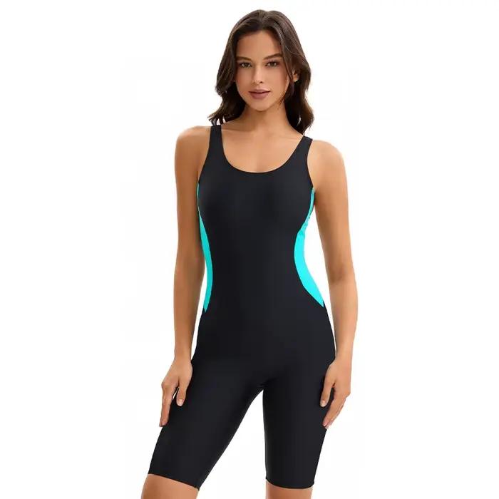 Maillot de bain une pièce modeste pour femme
