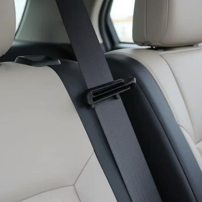 Clip de fixation pour ceinture de sécurité arrière – Accessoire intérieur de voiture, installation facile, organisateur de sécurité pour la conduite quotidienne