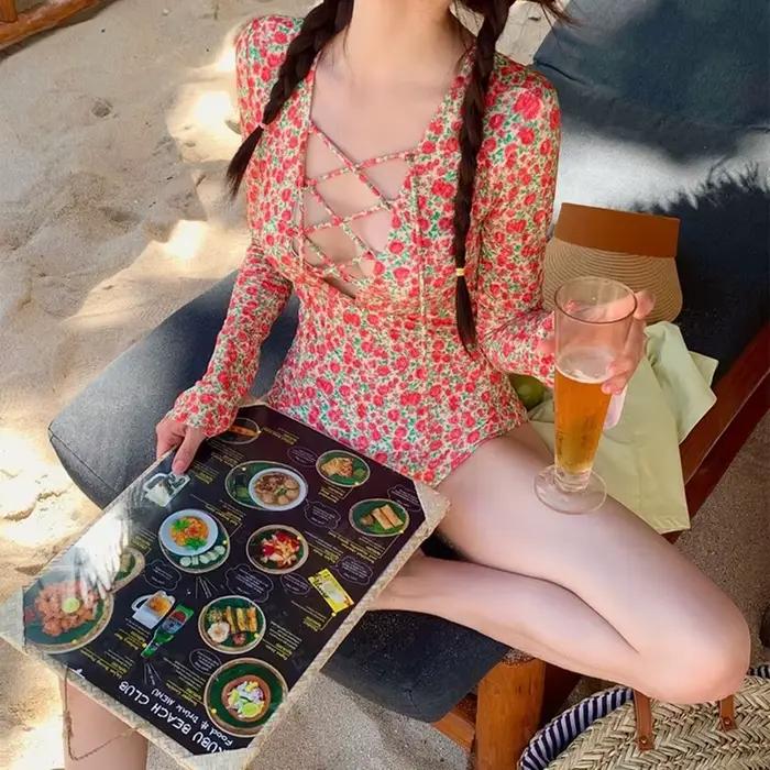 Maillot de bain une pièce à fleurs