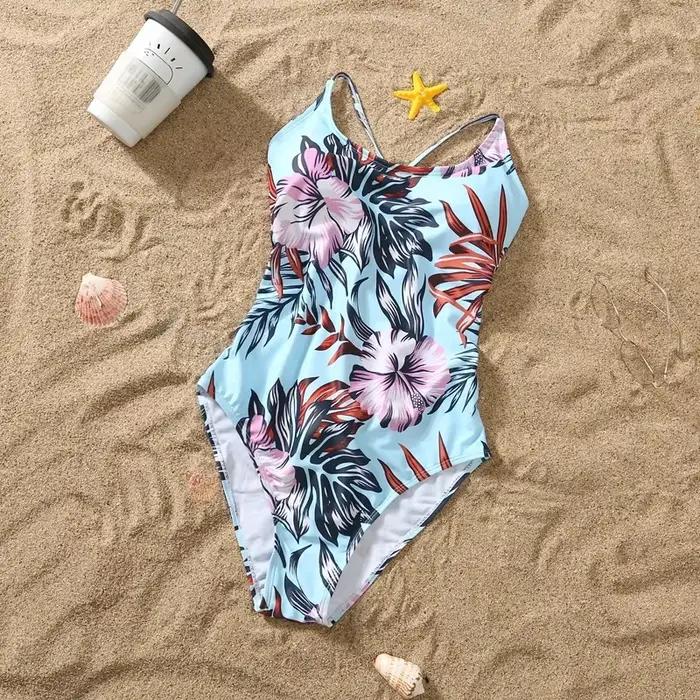 Maillot de bain une pièce à volants, motif Floral, pour maman et fille, short de bain pour papa et fils, tenues assorties pour la famille, vêtements de plage, nouvelle collection 2024
