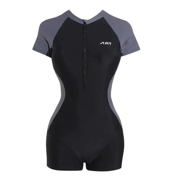 Maillot de bain une pièce à manches courtes pour femmes