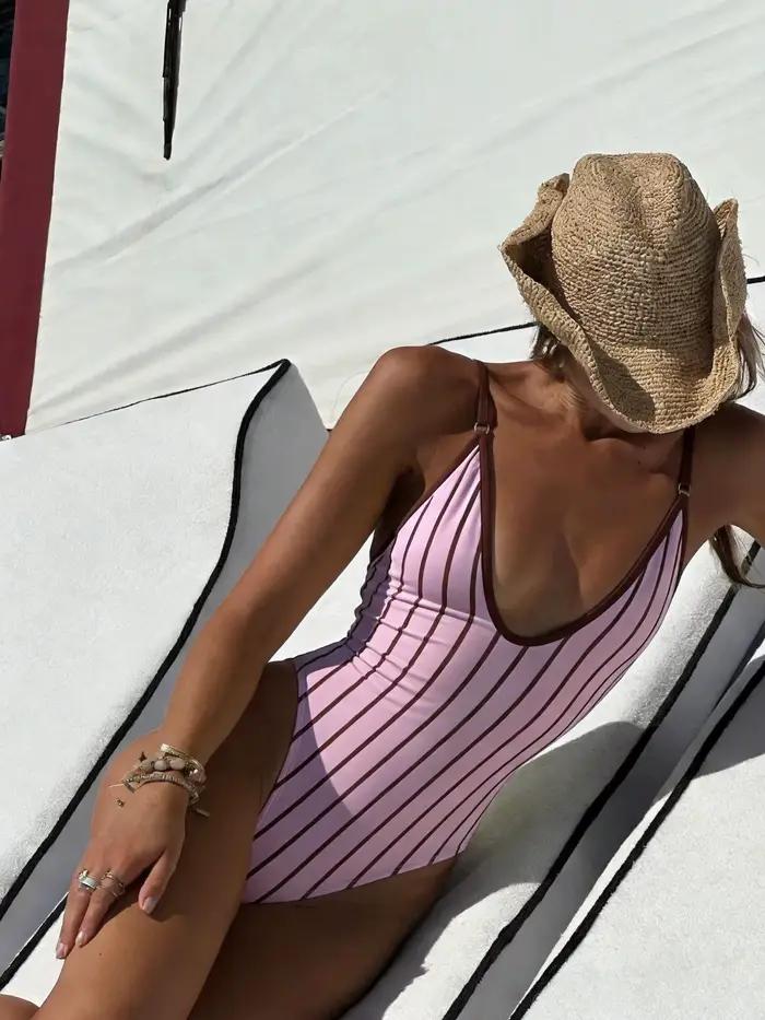Maillot de bain une pièce imprimé à col en V profond pour femme