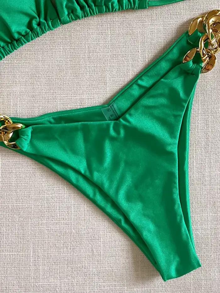 Nouveau Maillot de Bain Triangle Sexy 2026 Couleur Unie avec Chaîne Décorative Ensemble Bikini Fendu Tenue de Plage Brésilienne