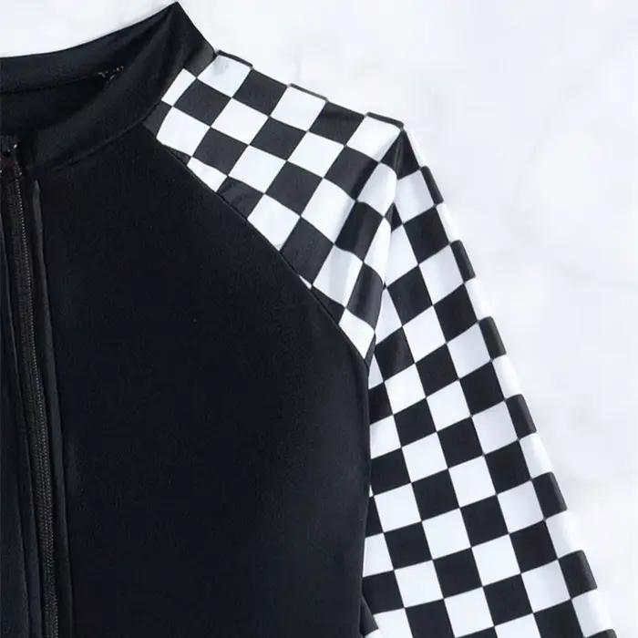 Maillot de bain une pièce à carreaux