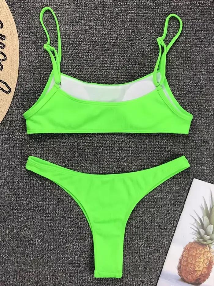 Maillot de bain deux pièces jaune fluo